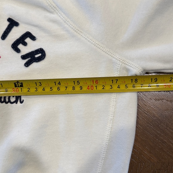 Hollister White Beach Watch Sweatshirt Size Small - Picture 6 of 11